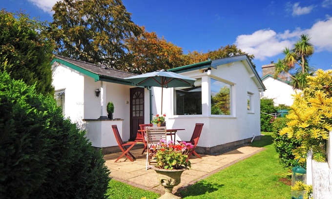 Penrhyndeudraeth Cottage | 2 bedroom accommodation in Portmeirion