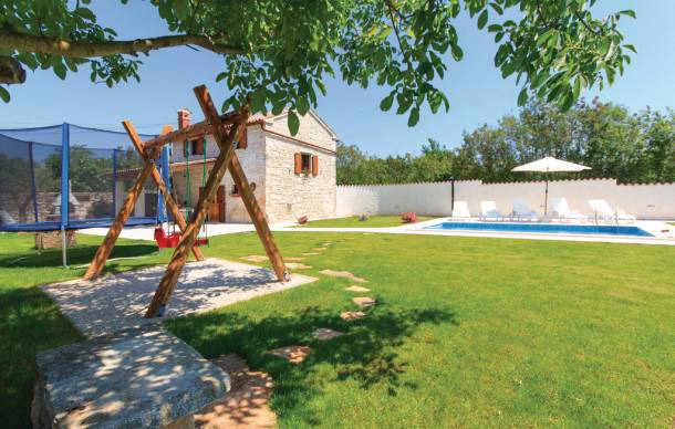 Filipana House | 2 bedroom accommodation in Filipana