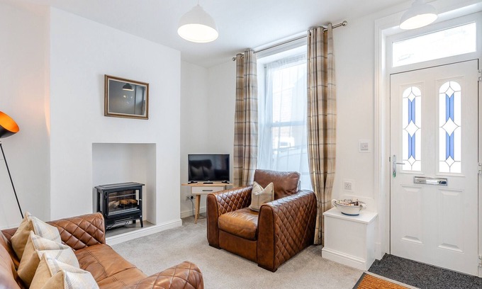 Accrington Cottage | 2 bedroom accommodation in Accrington