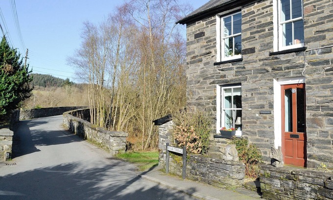 Dolwyddelan Cottage | 2 bedroom accommodation in Dolwyddelan, near Betws-y-Coed