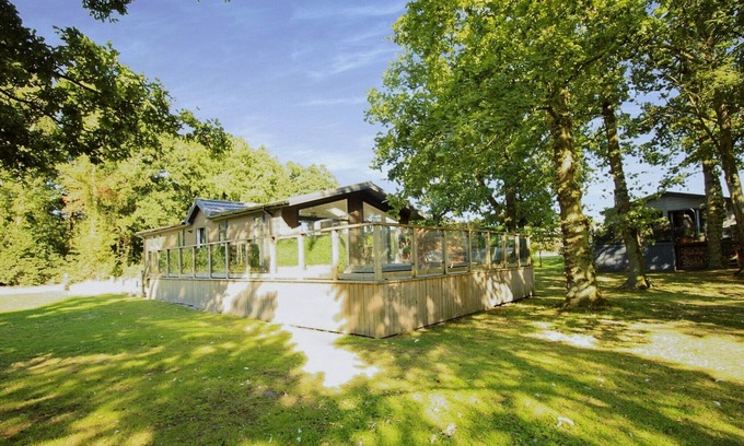 Congleton Cabin | 2 bedroom accommodation in Eaton, Congleton