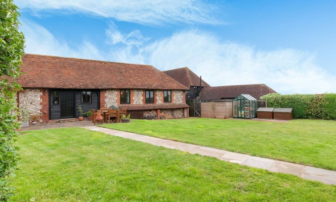 Stalisfield Cottage | 2 bedroom accommodation in Faversham