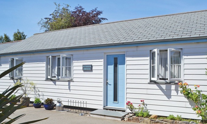 High Street Cottage | 2 bedroom accommodation in St Austell