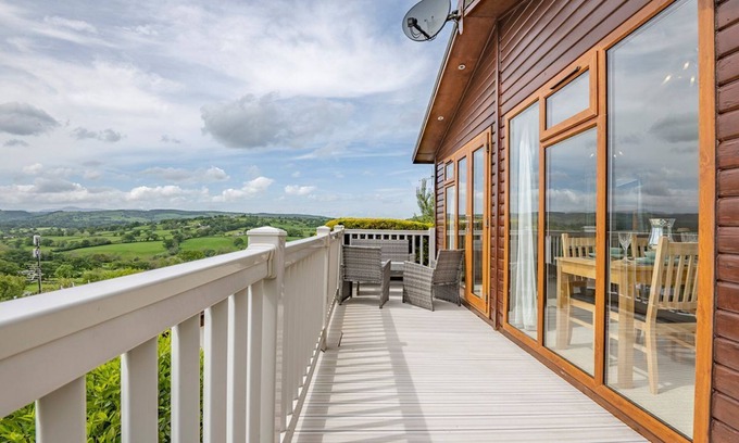 Rhyd-y-foel Cabin | 2 bedroom accommodation in Abergele