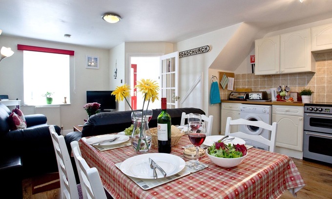 Bridport House | 2 bedroom accommodation in Bridport