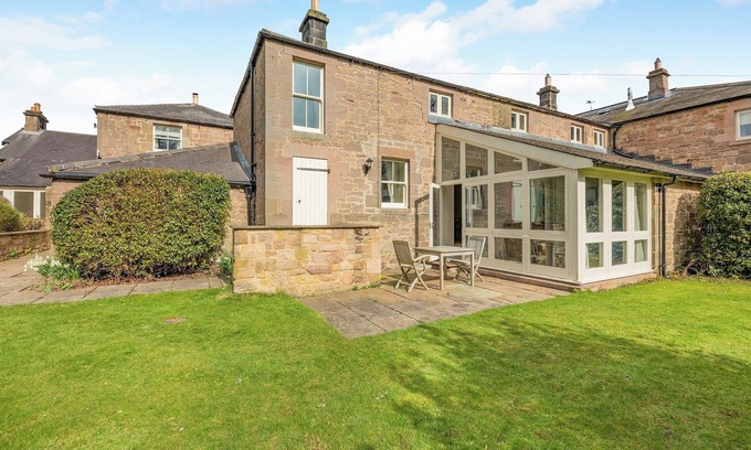 Chathill Cottage | 2 bedroom accommodation in Doxford, near Embleton