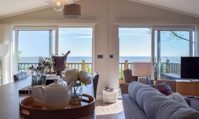 Corton Cottage | 2 bedroom accommodation in Corton, near Lowestoft