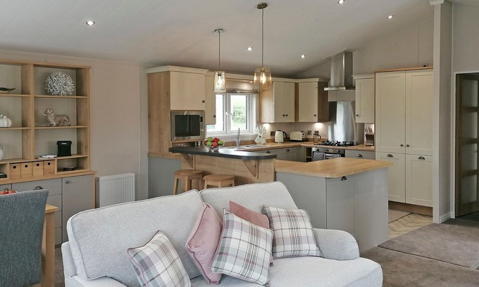 Pershore House | 2 bedroom accommodation in Pershore, Nr Worcester