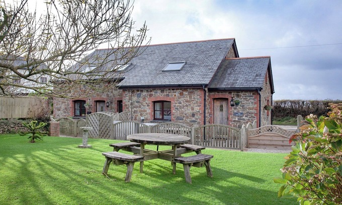 Welcombe Cottage | 2 bedroom accommodation in Welcombe, near Bude