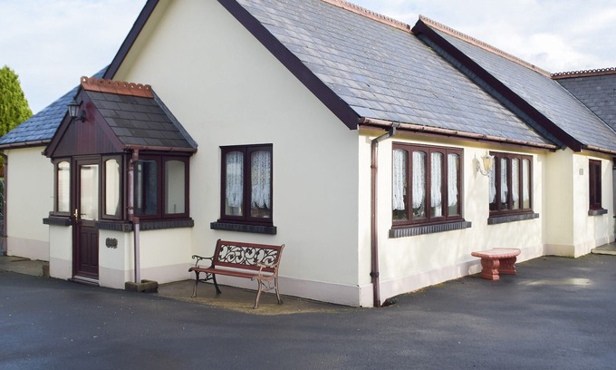 Crymych Cottage | 2 bedroom accommodation in Crymych, near Cardigan