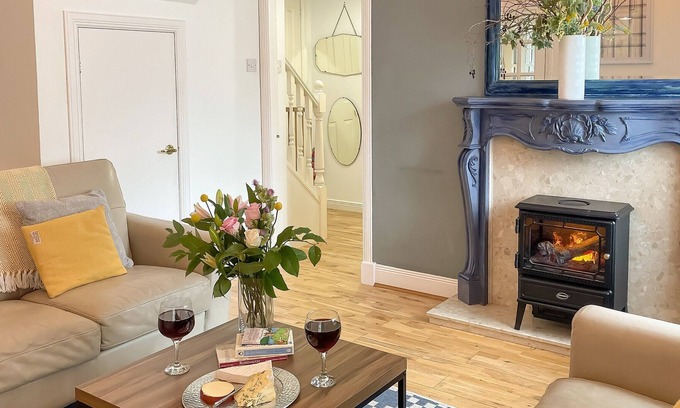 Fortrose Cottage | 2 bedroom accommodation in Fortrose, near Inverness