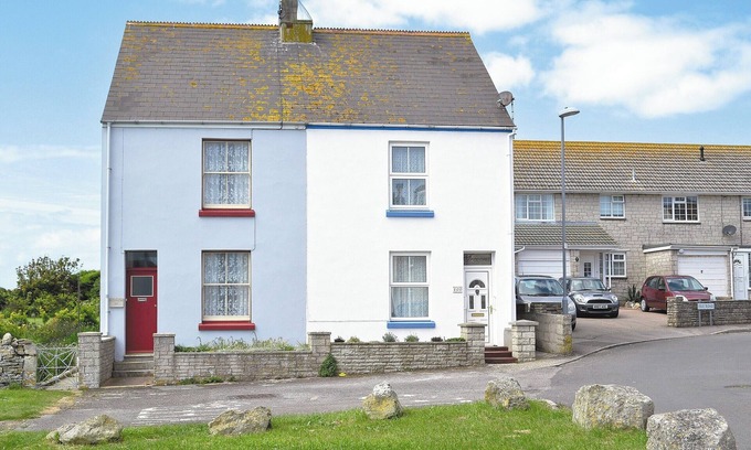 Southwell Cottage | 2 bedroom accommodation in Portland, near Weymouth