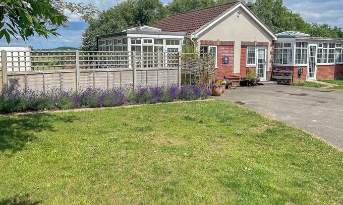 Spilsby Cottage | 2 bedroom accommodation in Hagworthingham, near Horncastle