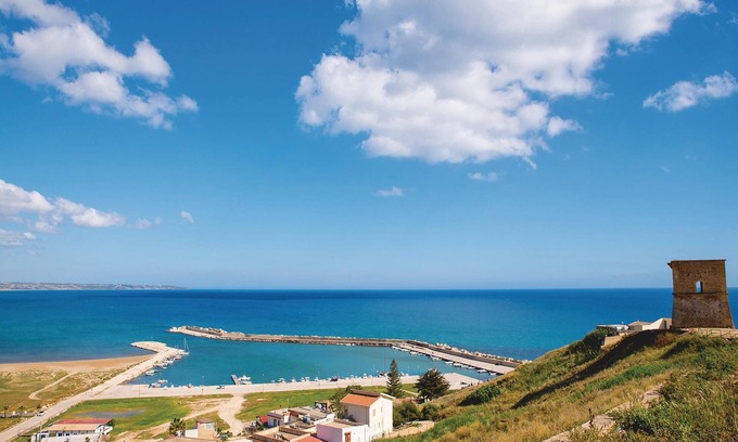 Porto Palo House | 2 bedroom accommodation in Menfi -AG-