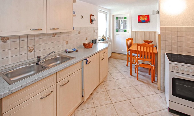 Warthe House | 2 bedroom accommodation in Warthe