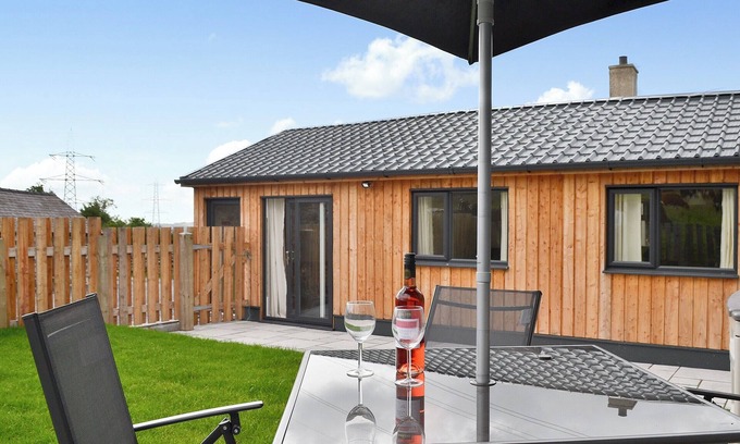 Bangor Cottage | 2 bedroom accommodation in Llanllechid, near Bangor