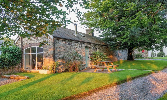 Haverfordwest Cottage | 2 bedroom accommodation in Mathry