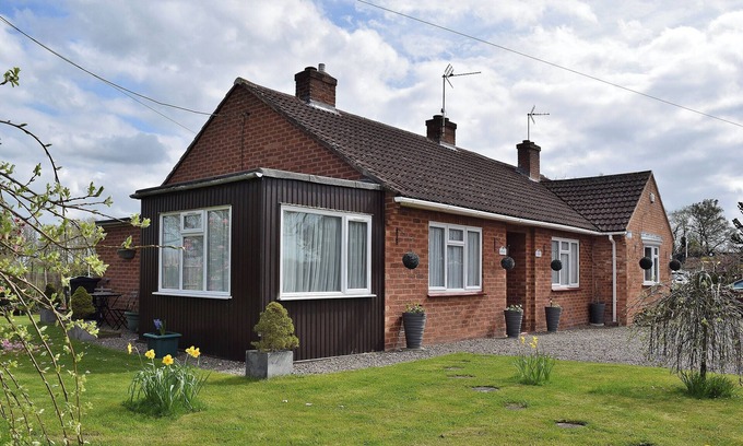 Moreton Cottage | 2 bedroom accommodation in Camer&rsquo;s Green, Berrow, near Malvern