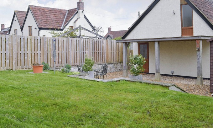 Wedmore Cottage | 2 bedroom accommodation in Wedmore, near Cheddar