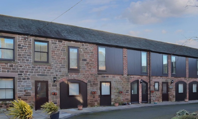 Wigton Cottage | 2 bedroom accommodation in Seaville, near Silloth