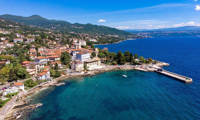 Tulisevica Apartment | 2 bedroom accommodation in Lovran