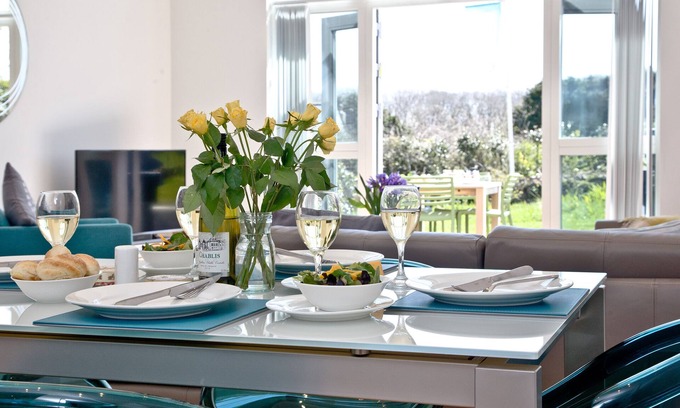 Carbis Bay House | 2 bedroom accommodation in Carbis Bay, near St Ives