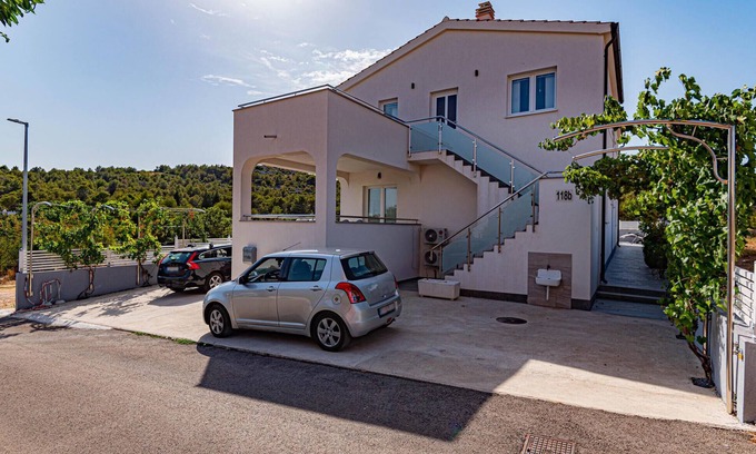 Bilice Apartment | 2 bedroom amazing apartment in Bilice