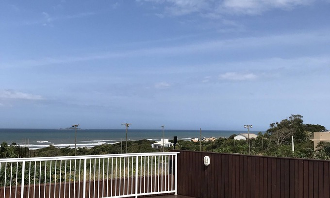 Vila Nova Apartment | 2-bedroom apartment 3 blocks from the beach with views from every room