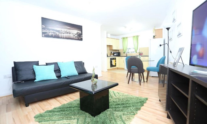 Greenwich Apartment | 2 Bedroom Apartment