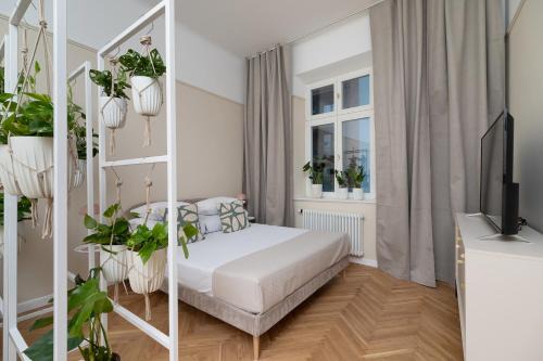 Stare Podgorze Apartment | 2 - bedroom apartment - Rejtana 10