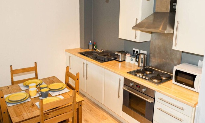 Warrington Apartment | 2 Bedroom Apartment Warrington