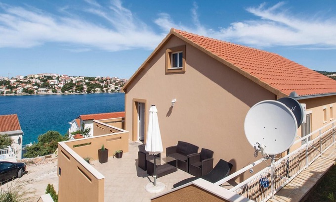 Podglavica Apartment | 2 bedroom awesome apartment in Zatoglav