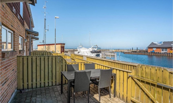 Bønnerup Strand House | 2 Bedroom Awesome Home In Glesborg