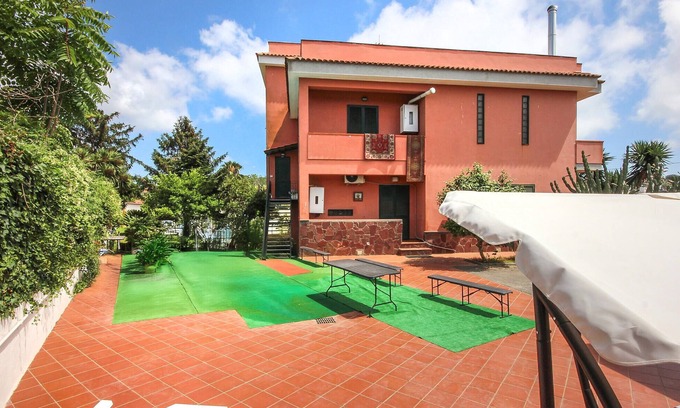 Arco Felice House | 2 bedroom awesome home in Pozzuoli