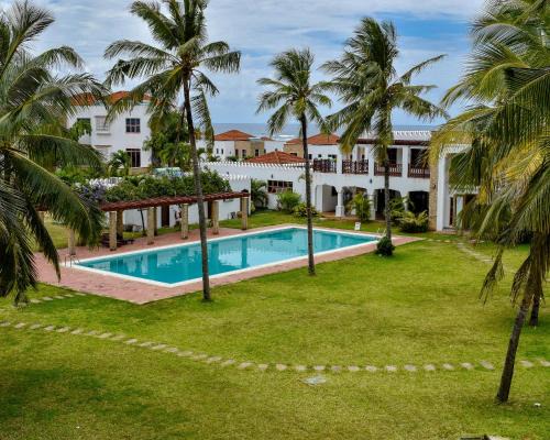 Mtwapa Apartment | 2 Bedroom Beach Apartment - Sultan Palace Beach Resort