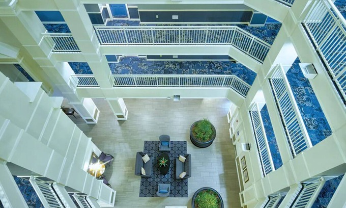 Old Town West Resort | 2 Bedroom Condo at Wyndham Old Town Alexandria Resort - Close to D.C!
