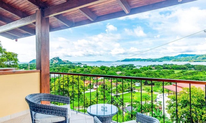 Playa Flamingo House | 2-Bedroom Condo with Ocean View and Pool
