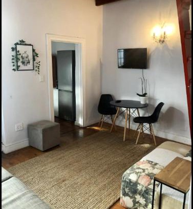Stellenbosch Central Apartment | 2 Bedroom Cottage by ARPA Hospitalities
