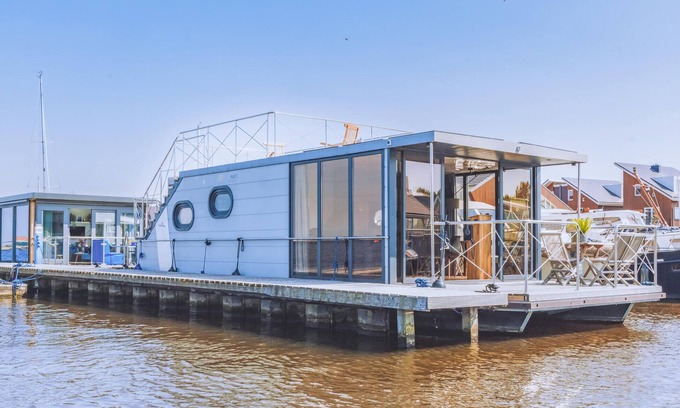 Municipality of Uitgeest Boat Rental | 2 bedroom cozy ship in Uitgeest