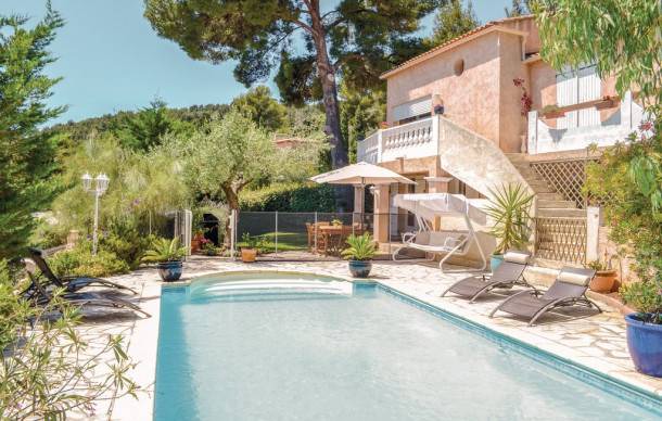 La Valette-du-Var Apartment | 2 bedroom accommodation in La Valette du Var