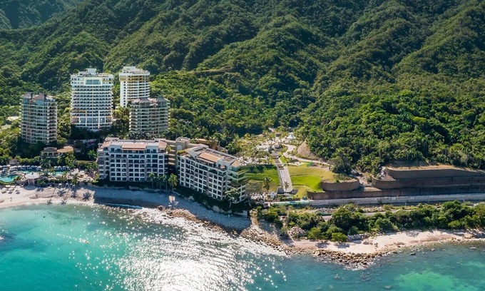 Zona sur Resort | 2 Bedroom Garza Blanca, Puerto Vallarta - 4-Diamond Luxury in Tropical Paradise