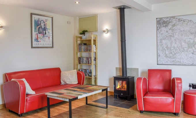 Easington Cottage | 2 bedroom accommodation in Easington, near Saltburn-by-the-Sea