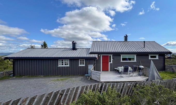 Ringsaker House | 2 bedroom gorgeous home in Sjusjøen
