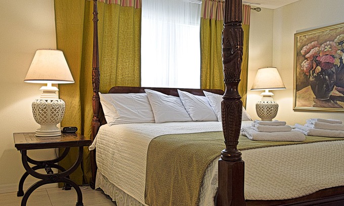 North Port House | 2 bedroom house, minutes to beaches, Atlanta Braves and Tampa Sea Rays stadiums