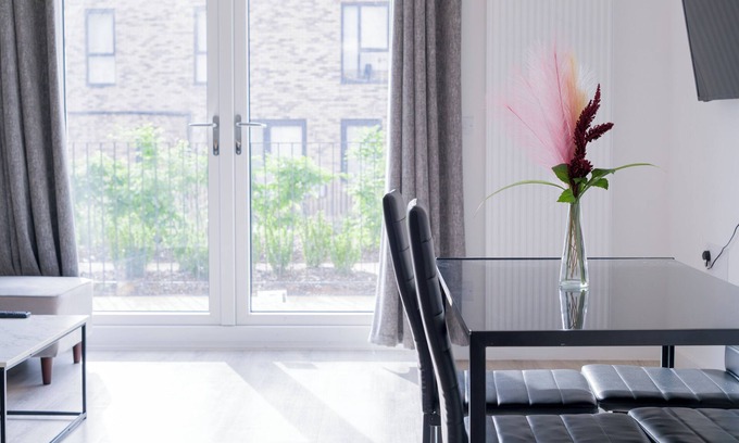 Birmingham Hotel | 2 Bedroom in Birmingham by Stayfolk