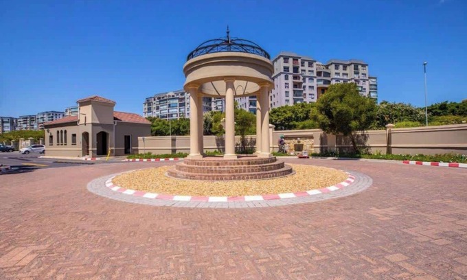Century City Apartment | 2 Bedroom Mountain View Penthouse Century City