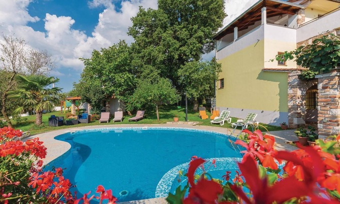 Jezenj Apartment | 2 bedroom nice apartment in Veli Jezenj