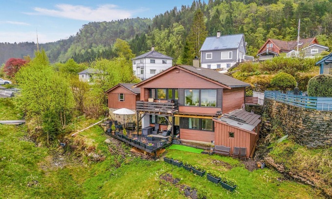 Fanabygda House | 2 bedroom nice home in Fana