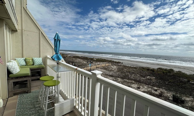 Sea Isle City Condo | 2 Bedroom, Ocean Front Retreat in prime location