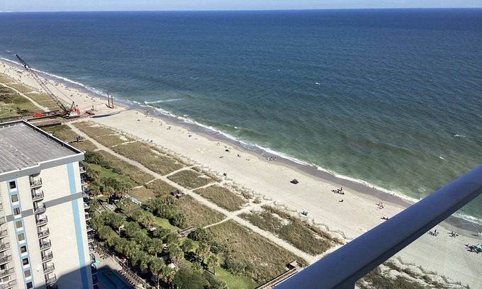 Downtown Myrtle Beach Resort | 2-bedroom oceanfront suite on the boardwalk! AVAILABLE JULY 19 -26!